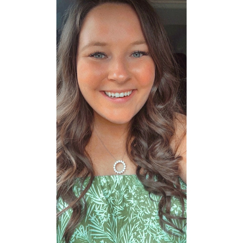 Meet your Posher, Marissa